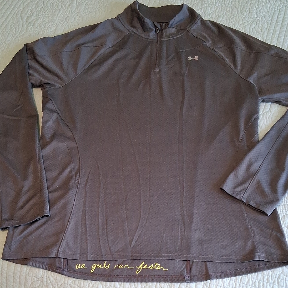 Under Armour Gray Heat Gear Quarter Zip, VGUC
